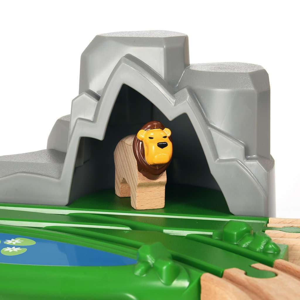 BRIO Elephant figure enhances wildlife play on journeys
