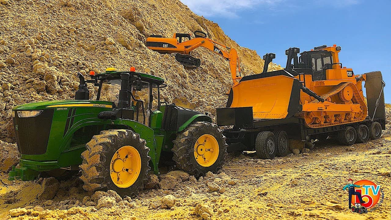 Bruder CAT Large Track-Type Tractor made in Germany for sturdy craftsmanship.