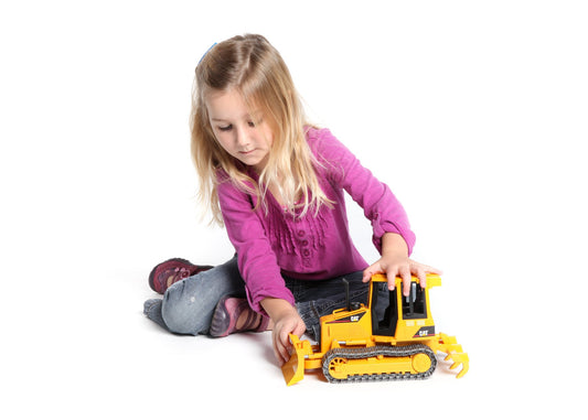 Bruder 02444 Cat Track-Type Tractor blade angles left and right for versatile play