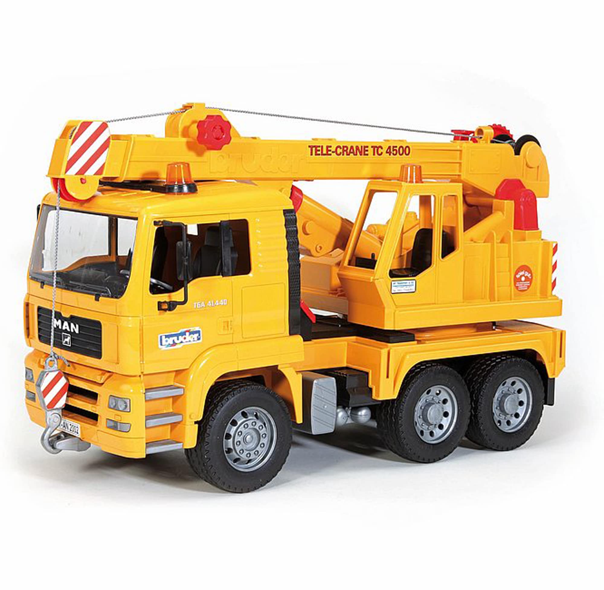 Bruder Man TGA crane arm rotates 360 degrees for dynamic lifting play