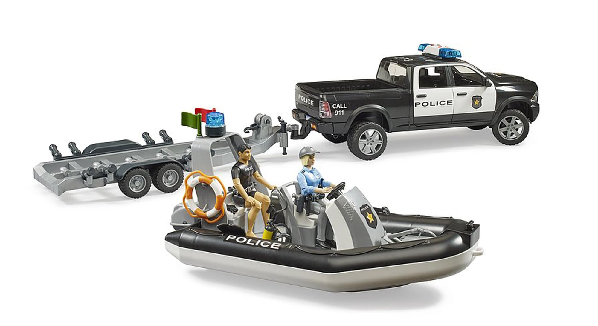 Bruder RAM 2500 police pickup suspension improves off-road play accuracy and maneuverability.