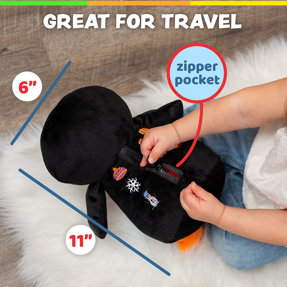 Buckle Toys Blizzard Penguin clip-ready design for quiet travel and car rides.