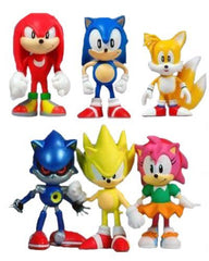 Cake Toppers Classic Sonic figures with palm trees spark tropical adventures.