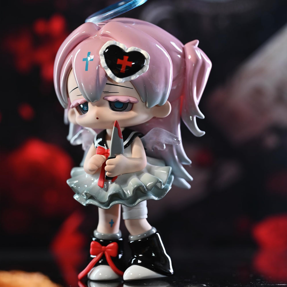 CALEMBOU Missy PVC figure close-up, detailed texture highlights charm for desk or shelf.