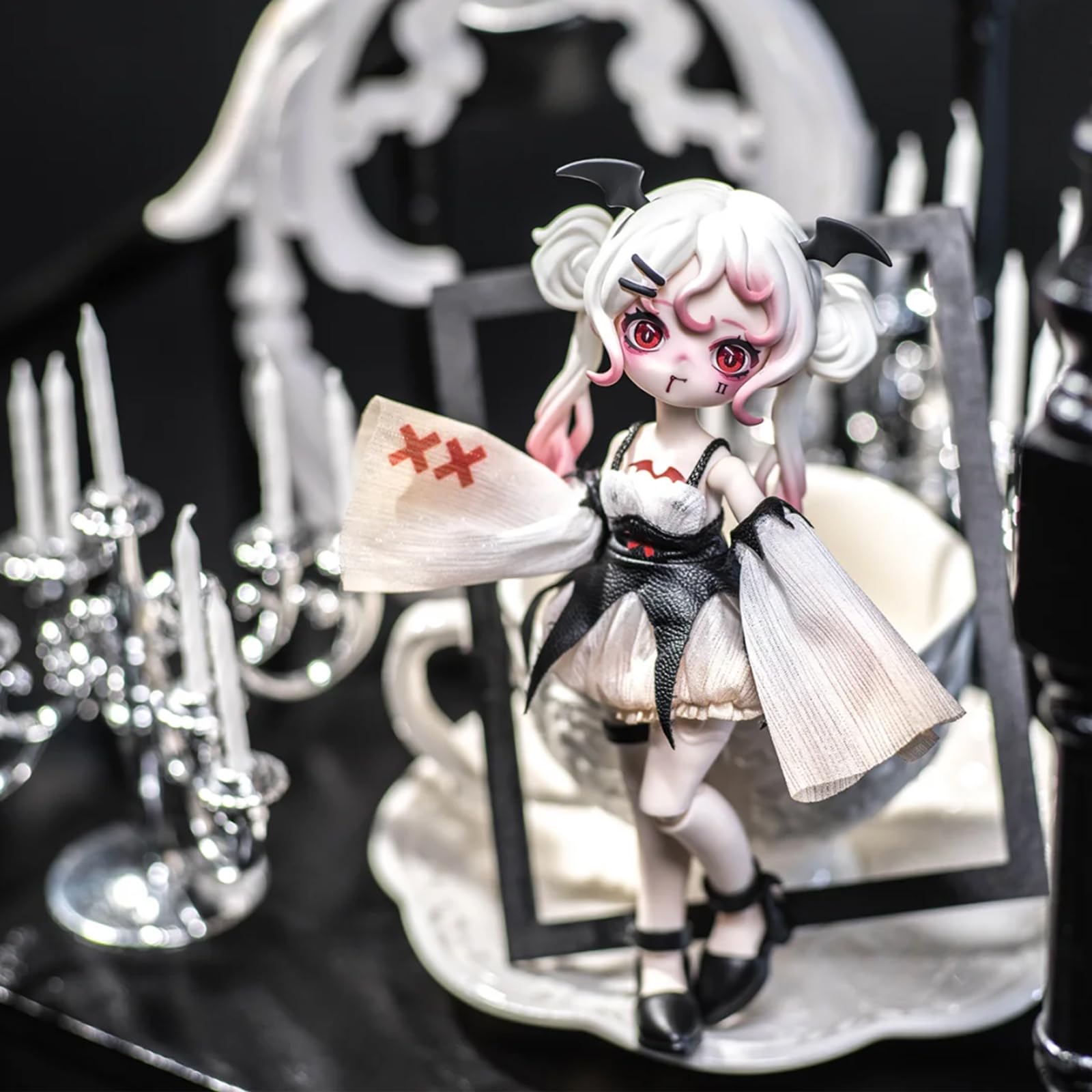 CALEMBOU Nyssa Strange Nightmare 5.5-inch size ideal for compact displays.