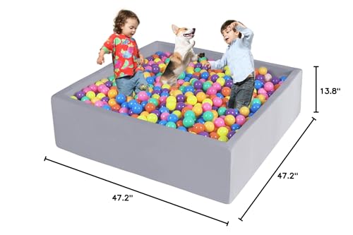 CALEPTONG bright, colorful interior to spark imaginative play and exploration.