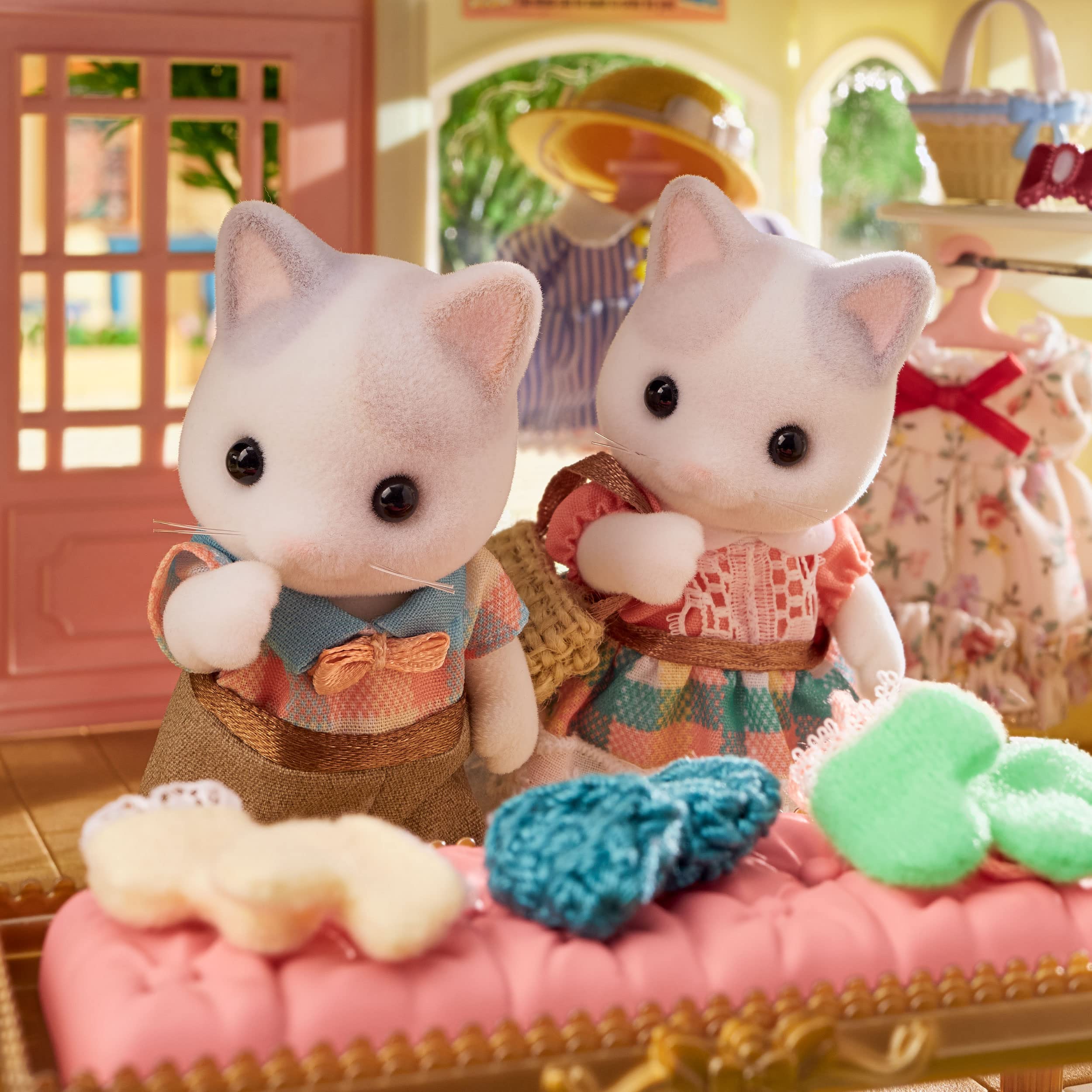Calico Critters Latte Cat drinks accessory for cafe pretend play