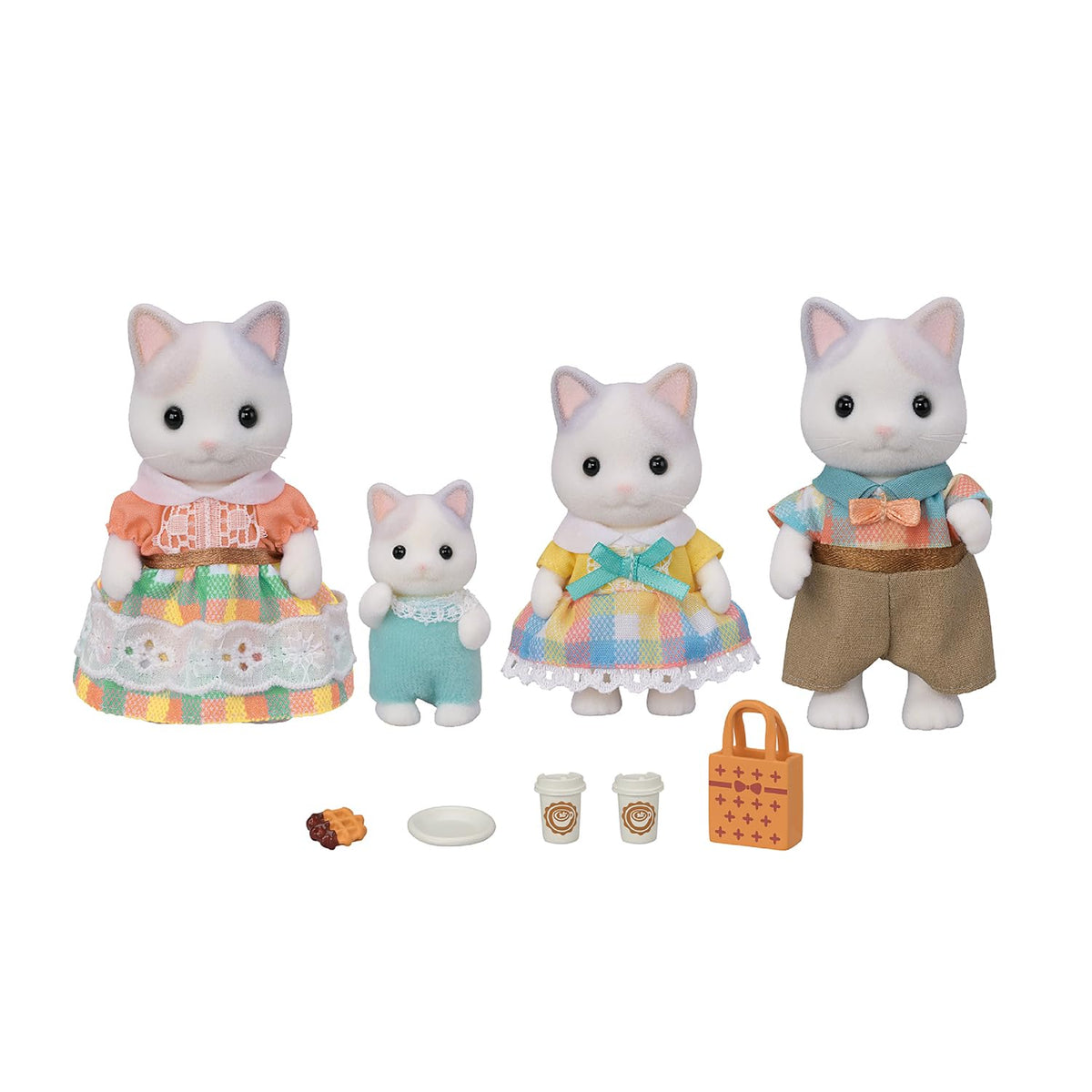 Calico Critters Latte Cat Family set with all figures for imaginative play