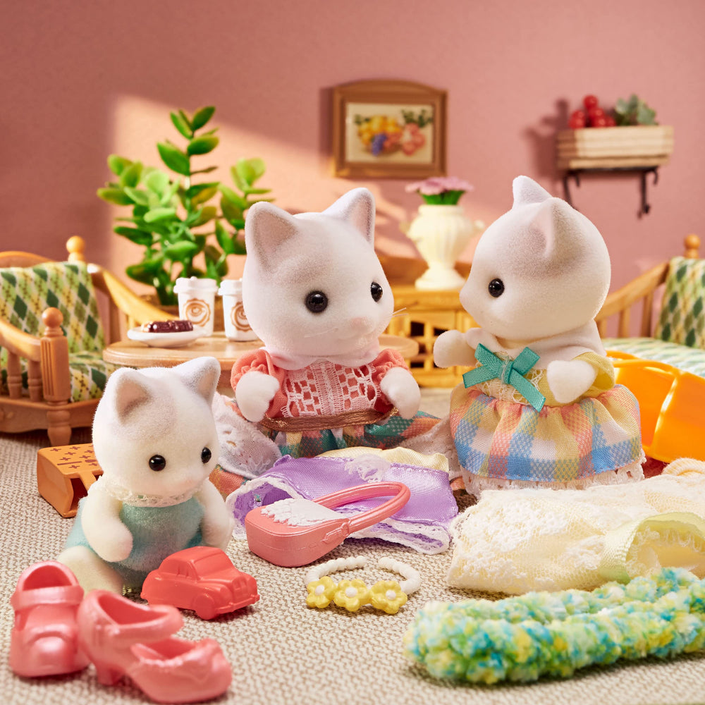 Calico Critters Latte Cat shopping bag accessory for store play