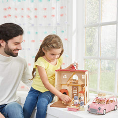 Calico Critters van steering wheel rotates for realistic pretend driving.