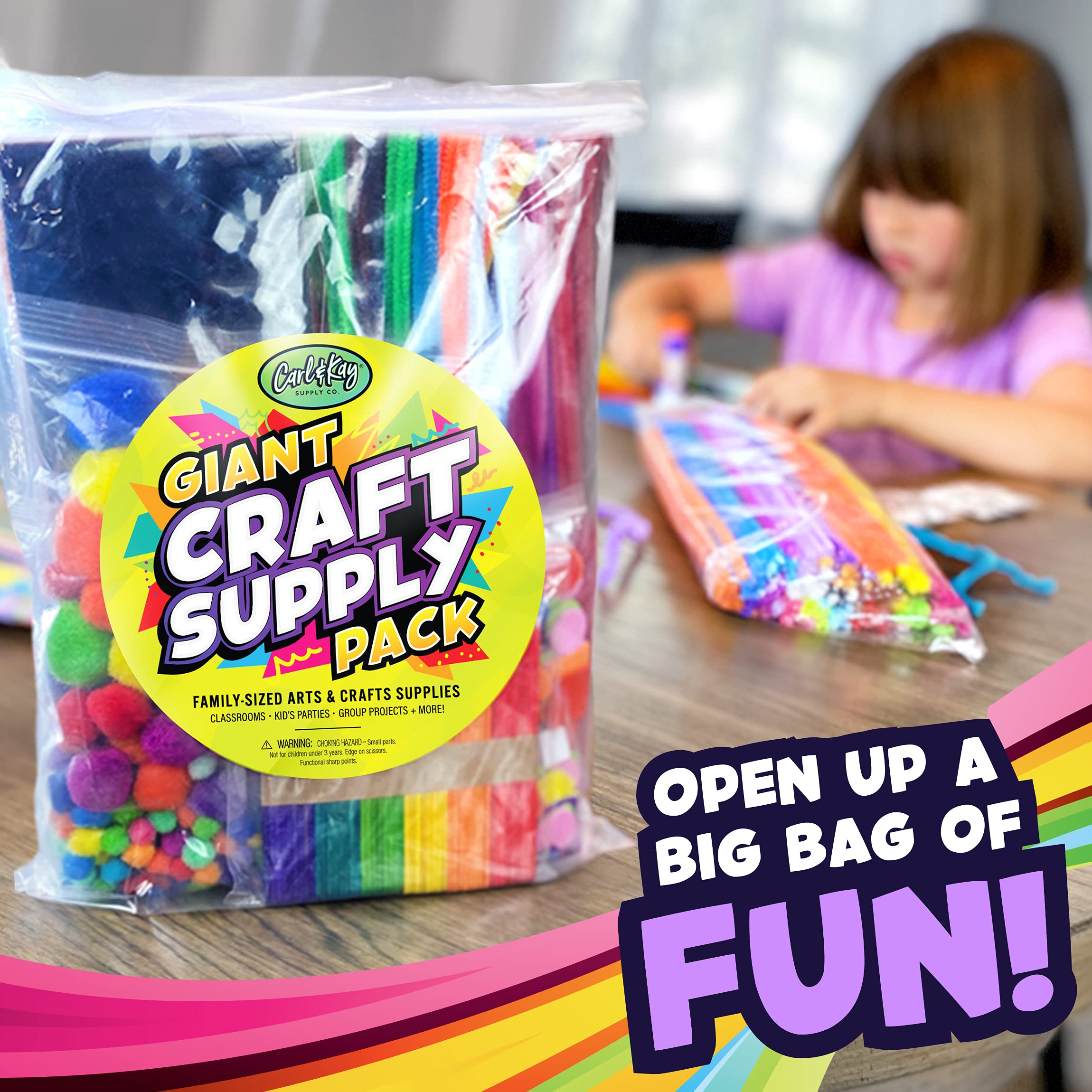 Carl & Kay bulk craft set with 200 pipe cleaners ideal for colorful sculptures and hands-on play