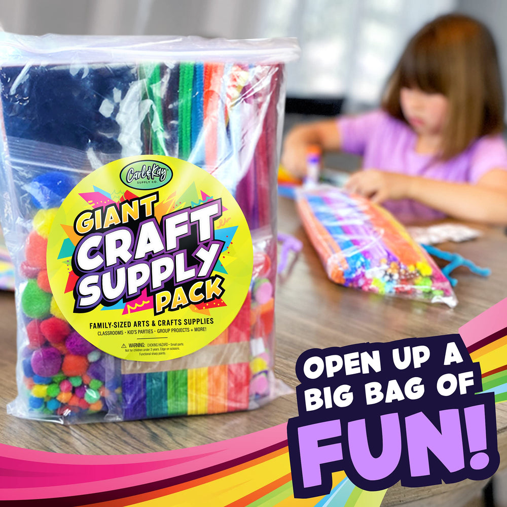 Carl & Kay bulk craft set with 200 pipe cleaners ideal for colorful sculptures and hands-on play