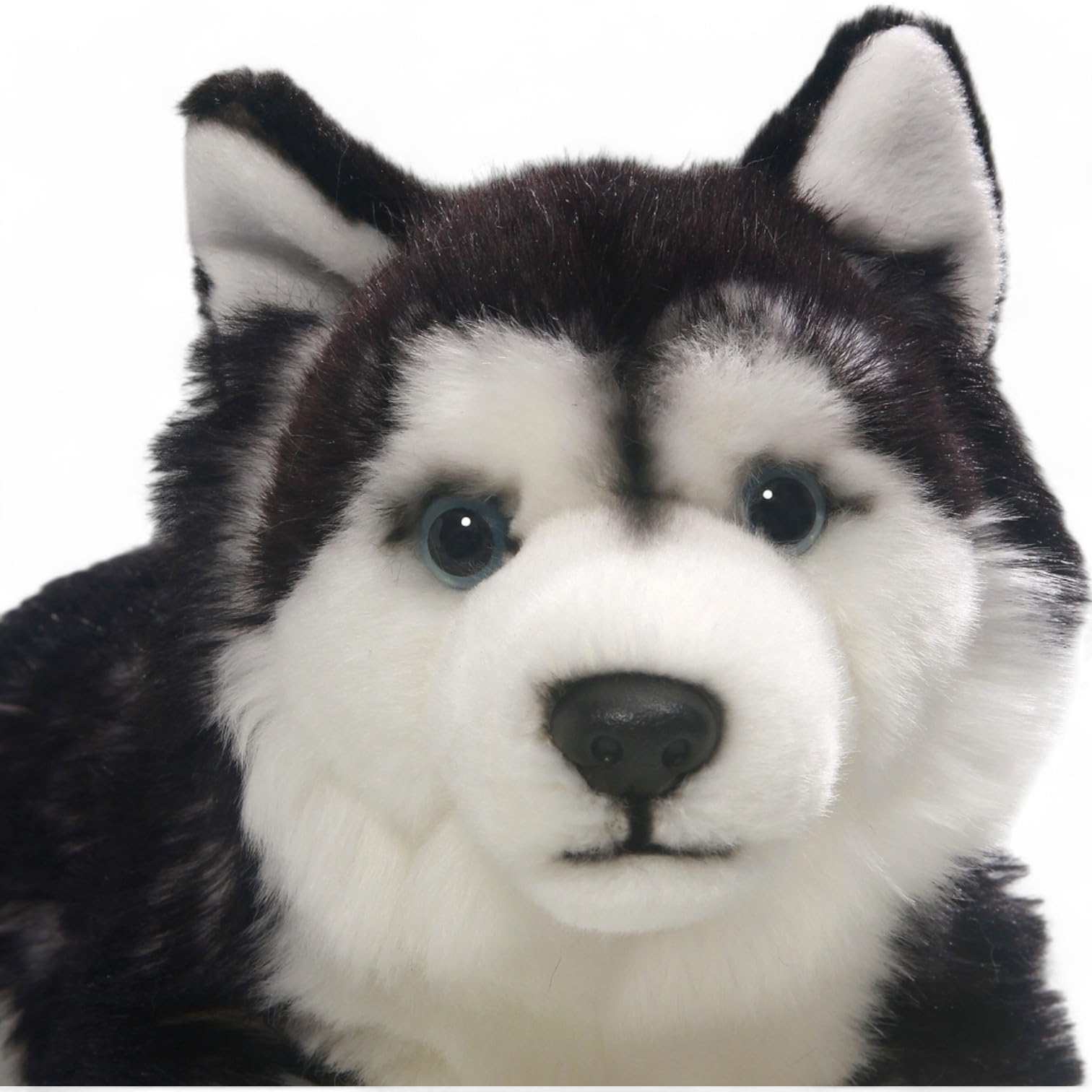 Carl Dick Husky plush back with granules for a weighted, cozy feel.
