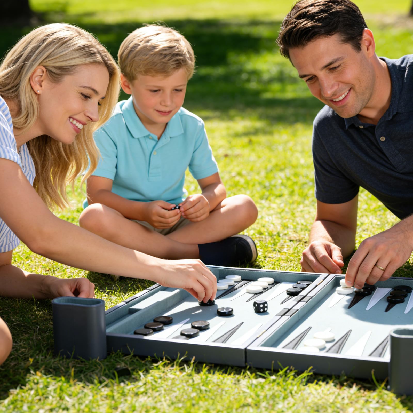 CAYOULR Backgammon Set leatherette points and accessories close-up