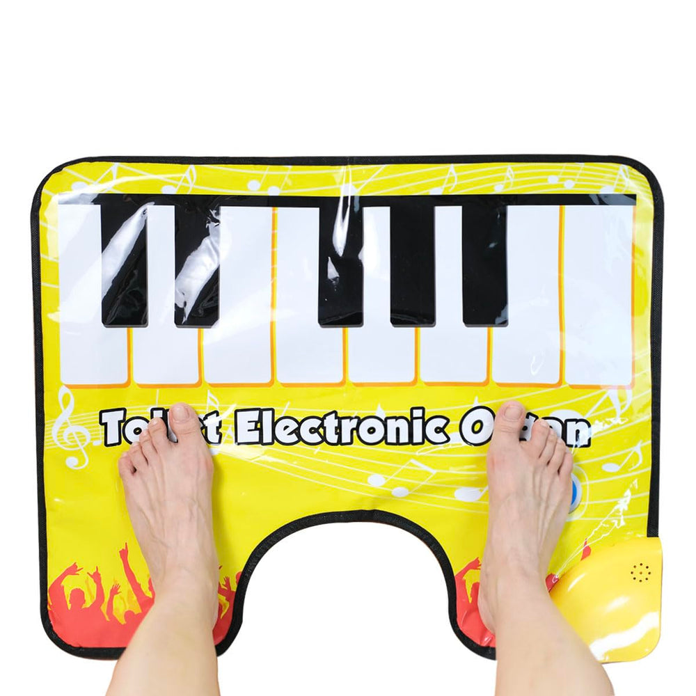 CEAJUSIOT Potty Piano close-up keys highlight colorful musical cues.