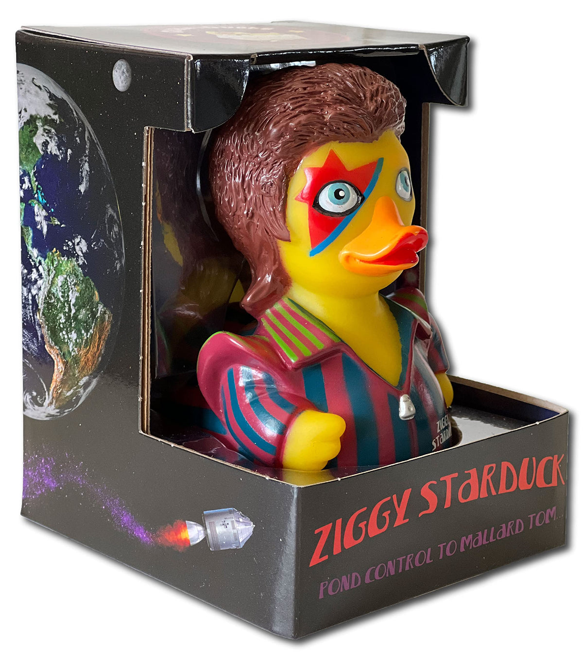 CelebriDucks Ziggy Starduck in bath promotes upright float and imaginative play.