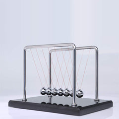 CERROPI Newton cradle extra ball suggests quick replacements to keep rhythm