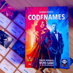 CGE Codenames rulebook insert improvement helps faster, clearer setup.