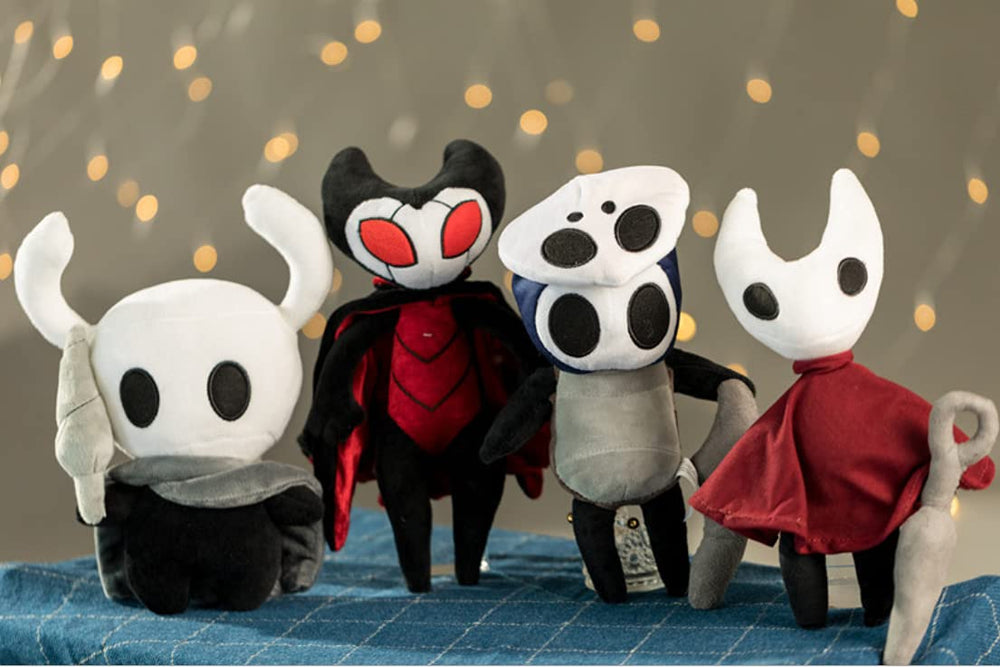 CHAOZI0 Hollow Knight plush pillows; 30cm size suitable for desks and beds.