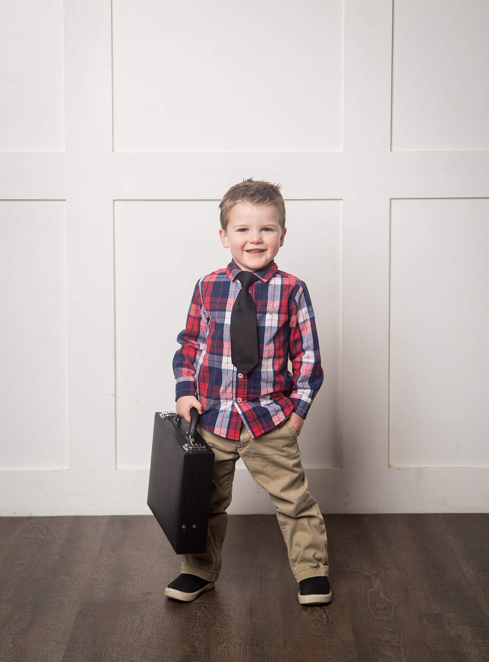 Durable and safe construction of Child Executive Officer briefcase for daily use