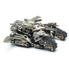 Chingbor promotes imaginative play and hand-eye coordination during action figures.