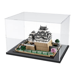 Choowin display case dustproof seal protects Lego Hogwarts from dust and light.
