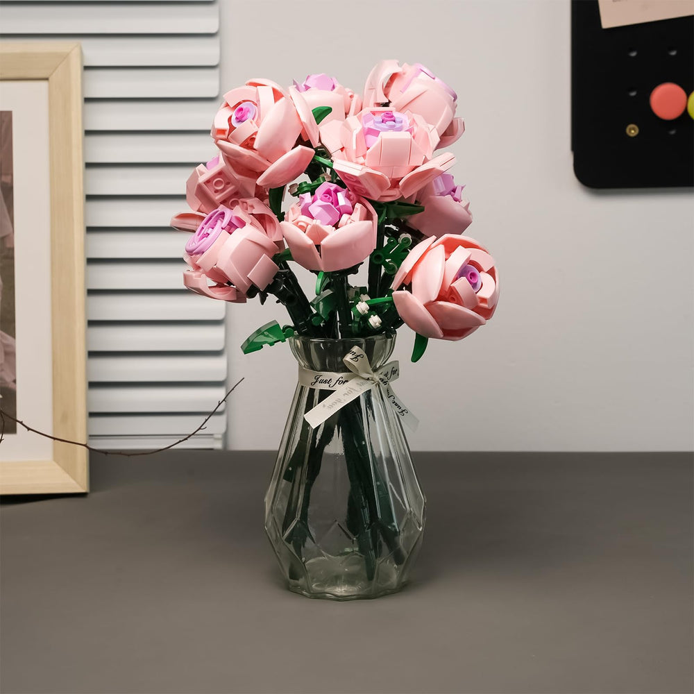 CHUANGPIN Buildable Rose Bouquet Kit close-up highlights delicate petals for gifting and decor.