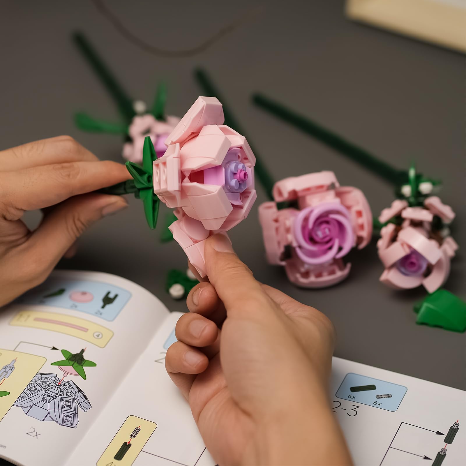 CHUANGPIN Home-decor bouquet enhances living spaces with pink rose artistry.