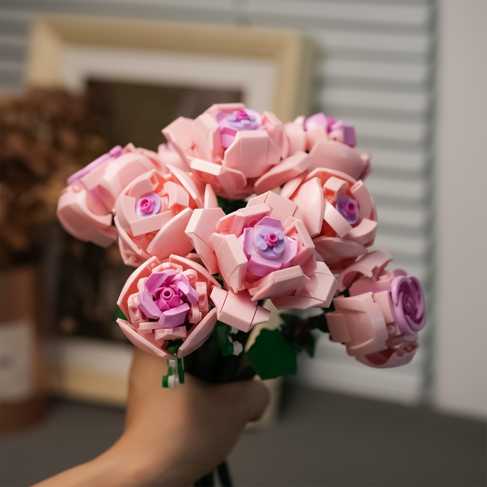 CHUANGPIN Pink roses close-up reveals buildable petals ideal for home decor.