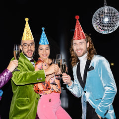CHUNNIN durable paper hats resist wear and help create memorable moments.