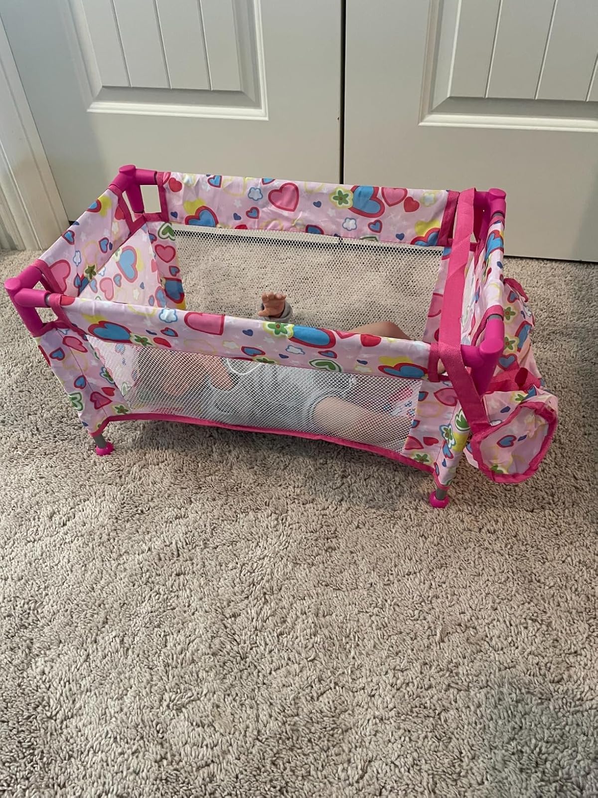 Chyyeerkidd doll crib in room setting for cozy play