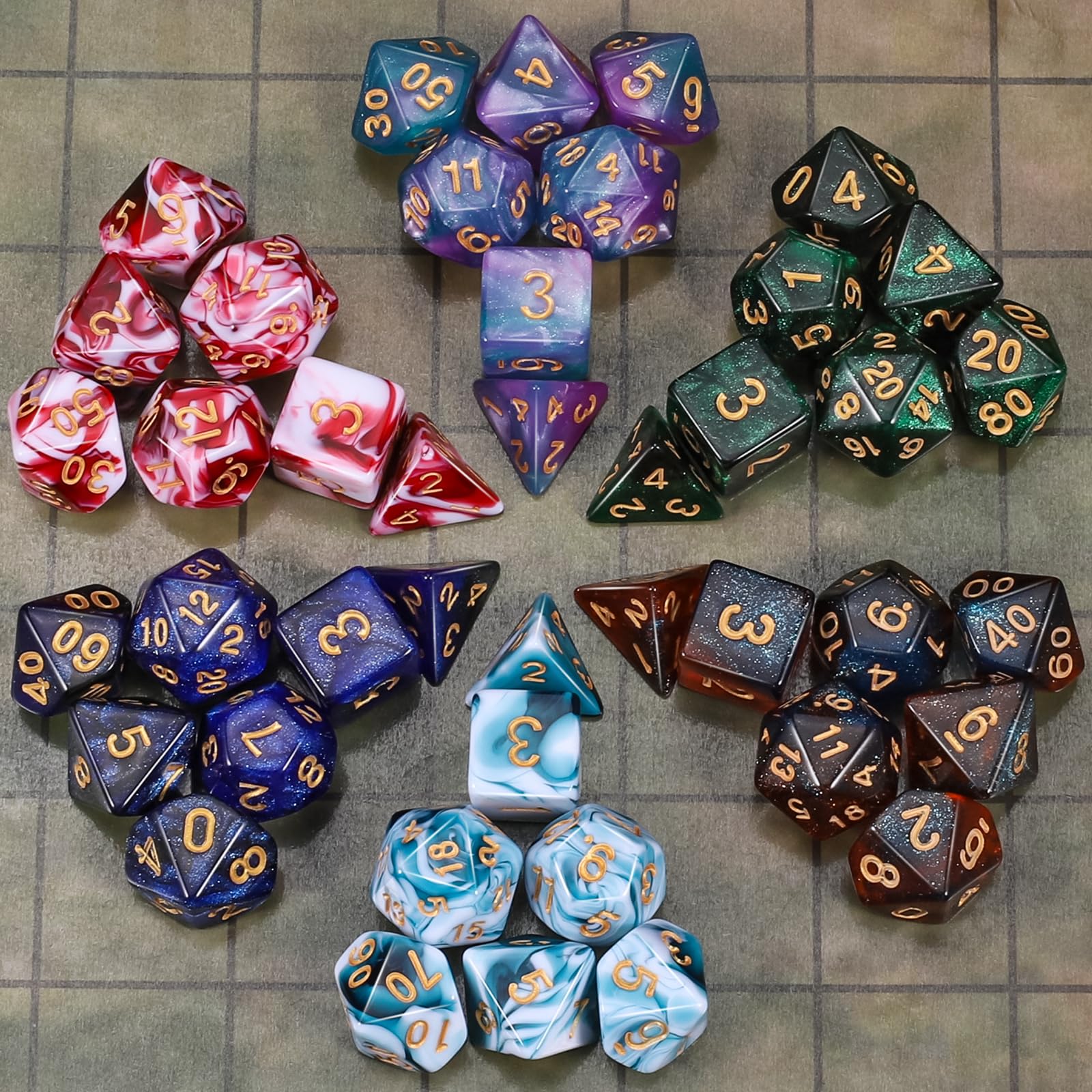 CiaraQ blue-white dual-tone dice for quick readability.