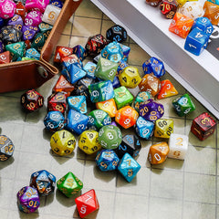 CiaraQ dice set detail shows underscored digits for quick recognition at the table.