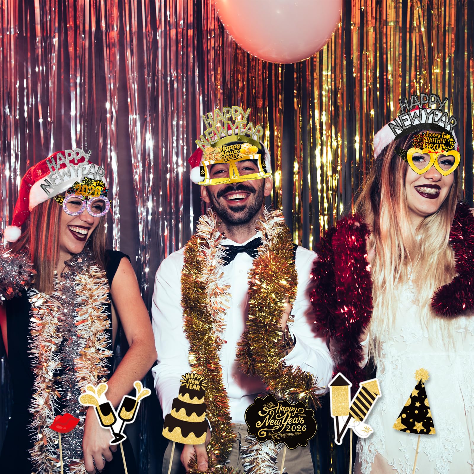CIEOVO Photo booth prop set helps guests pose playfully