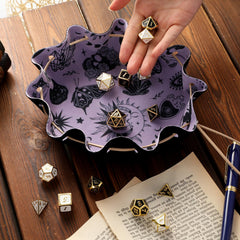 CiyvoLyeen compact storage for dice and small accessories