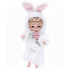 Cloveray Jojo 10-inch doll is lightweight for easy handling and travel