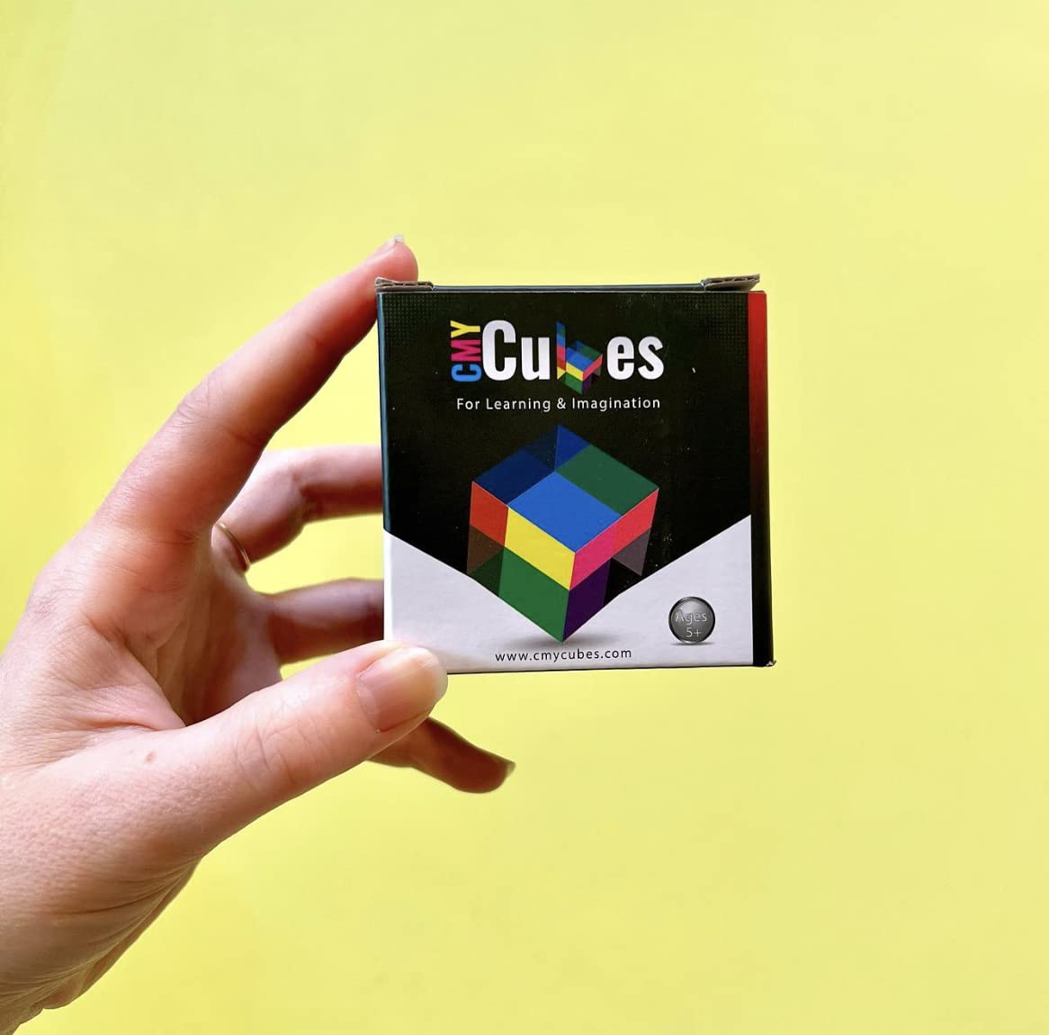 CMY Cubes Mini color spectrum demonstrates subtractive mixing visually