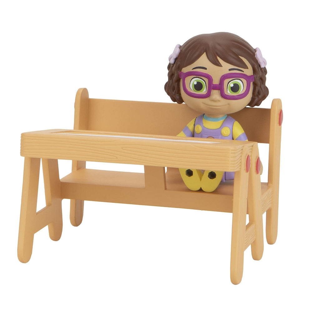 CoComelon School Time Deluxe easel dual-sided for color and letters