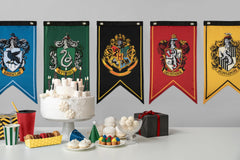 CON*QUEST 100D polyester material supports vibrant color and durability