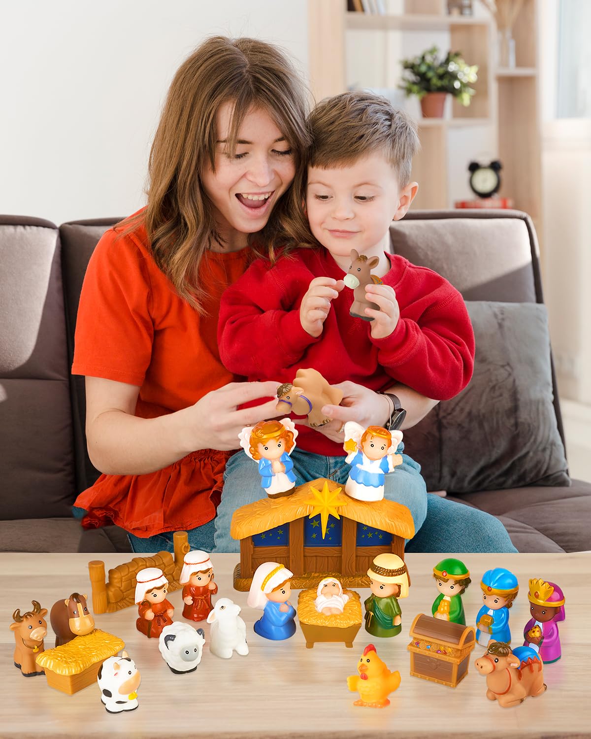 COOLTUNE nativity set manger and stable for cozy storytelling