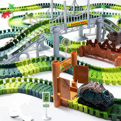 Coroiesty dinosaur car A on track for fast, imaginative races.