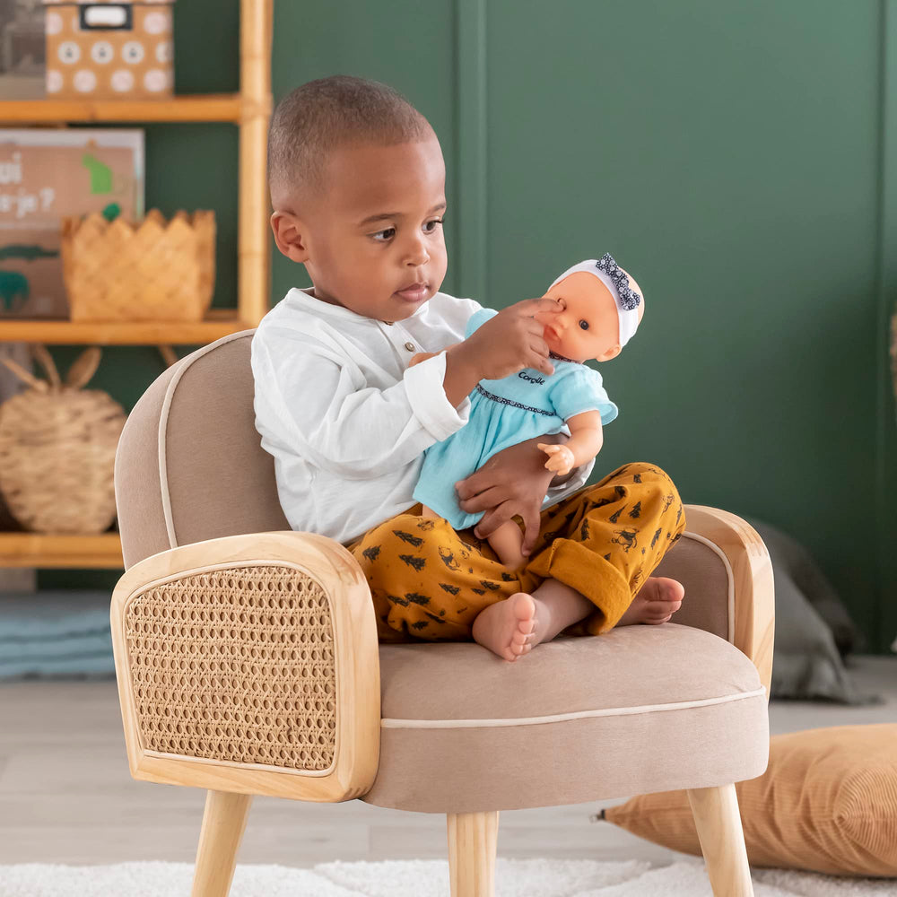 Corolle Bébé Calin Maud imaginative play ready for adventures.