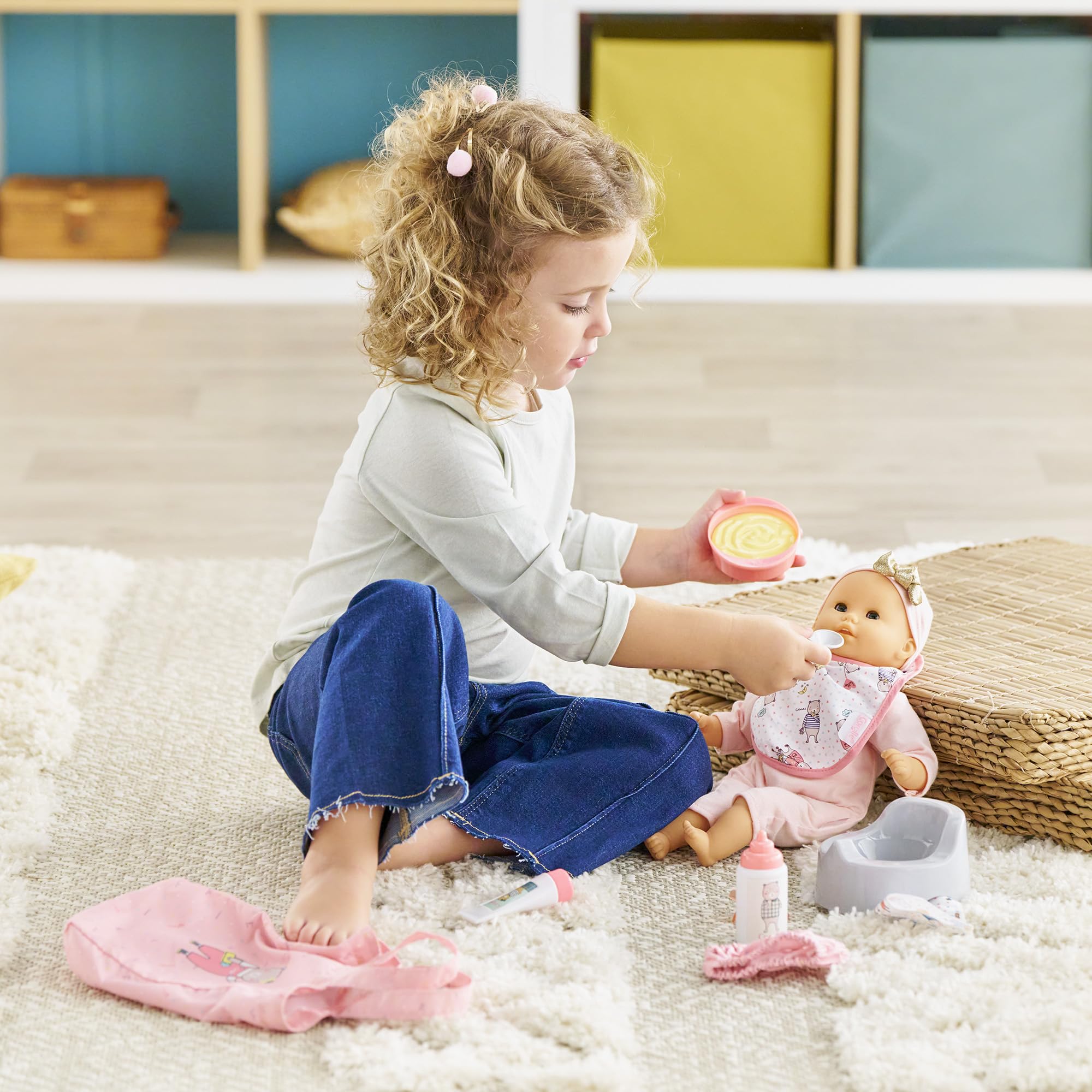 Corolle Large Accessories Bib supports mealtime pretend play and keeps outfits tidy