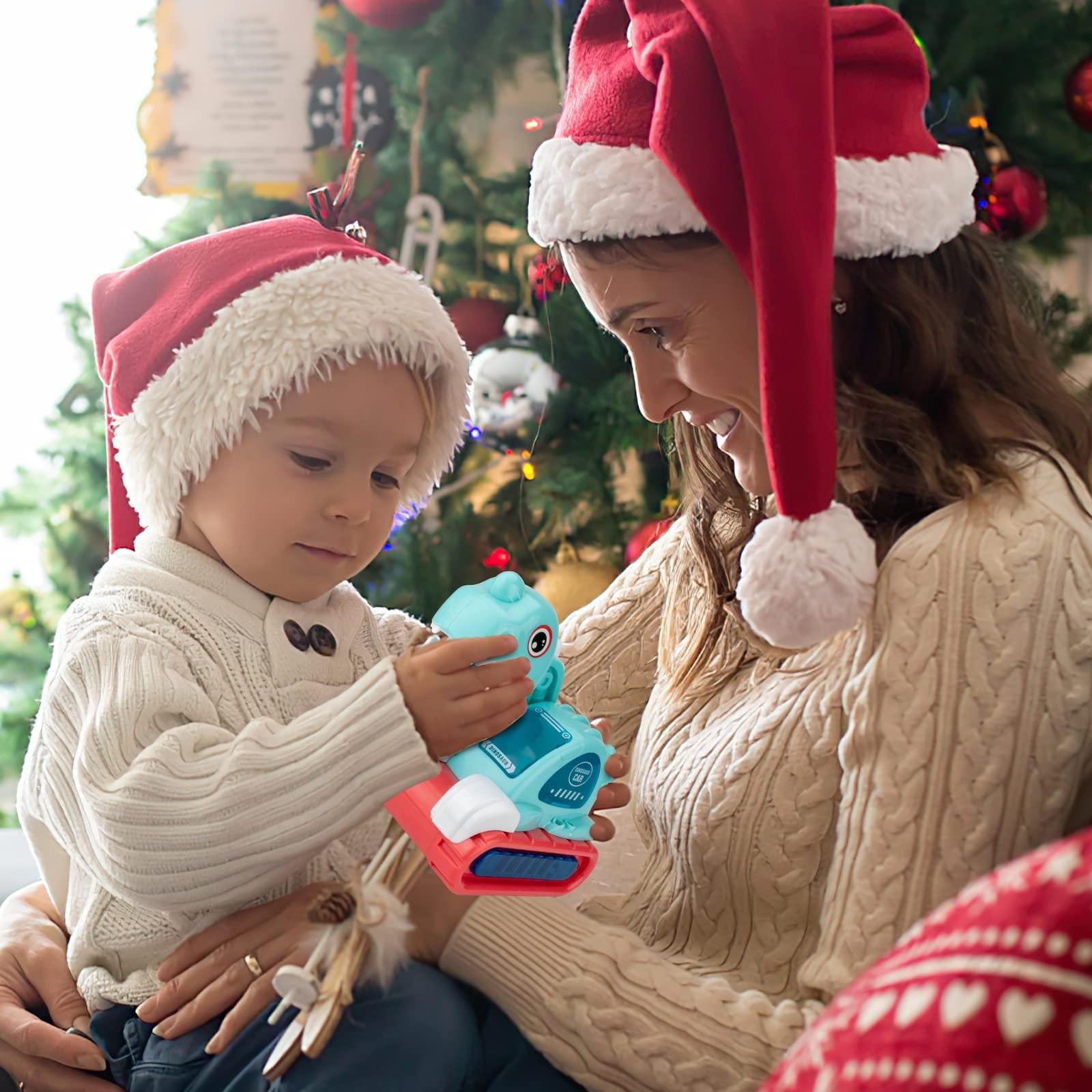 COVTOY car-seat toy engages babies aged 6-18 months on the go.