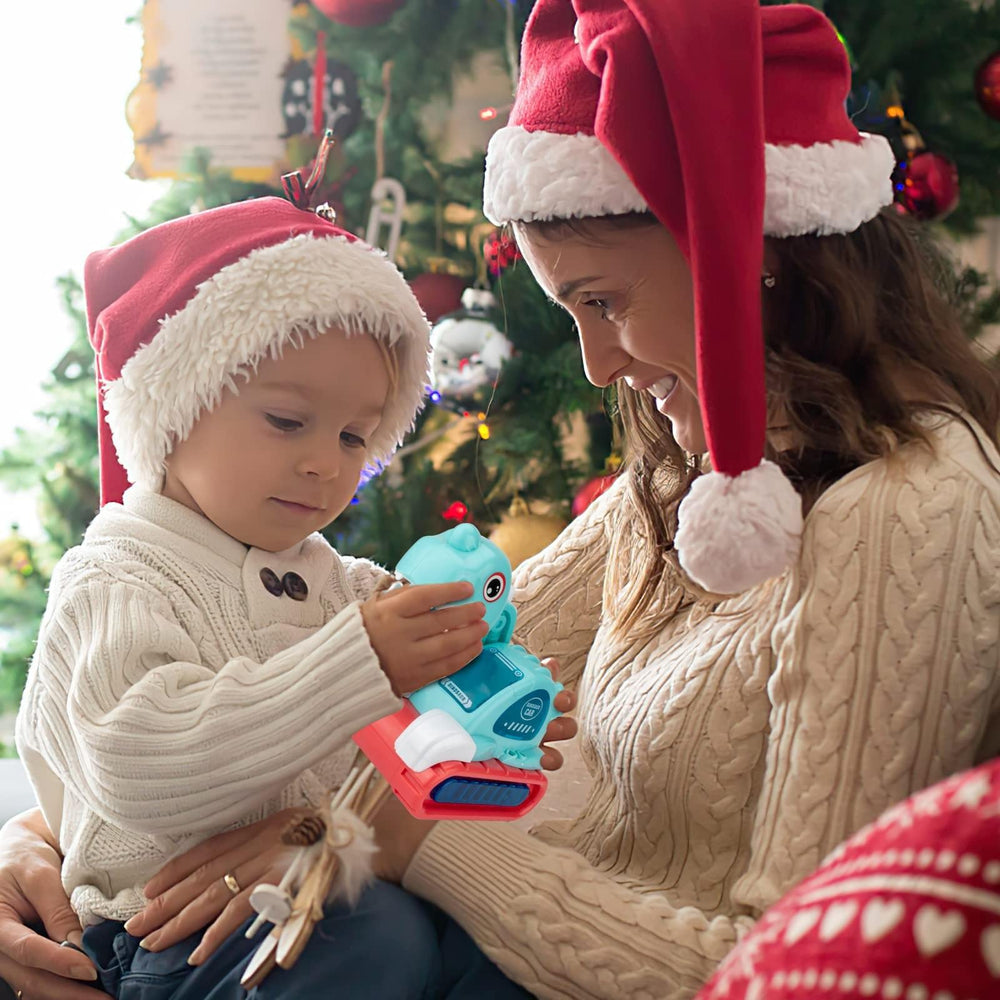 COVTOY car-seat toy engages babies aged 6-18 months on the go.