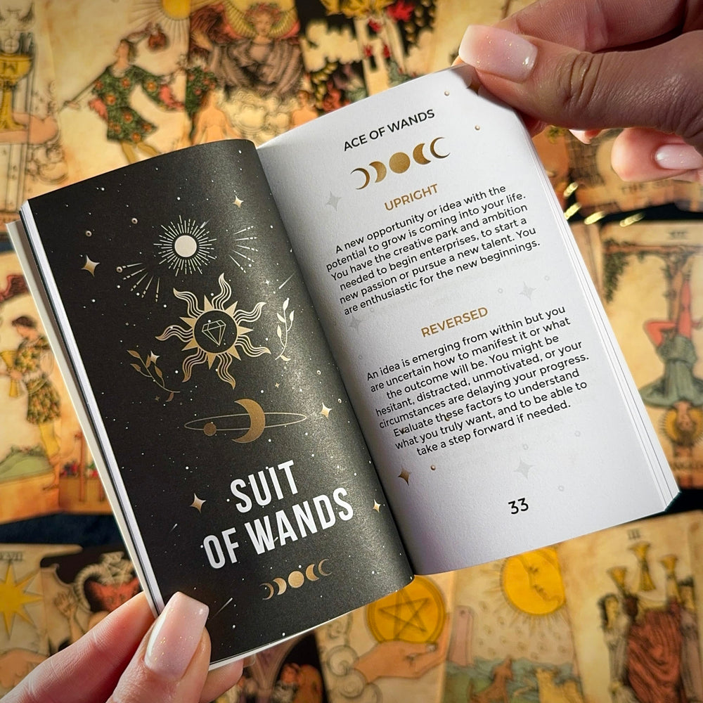 CRAFTERIAN Classic Tarot Set gift idea for tarot enthusiasts and beginners.