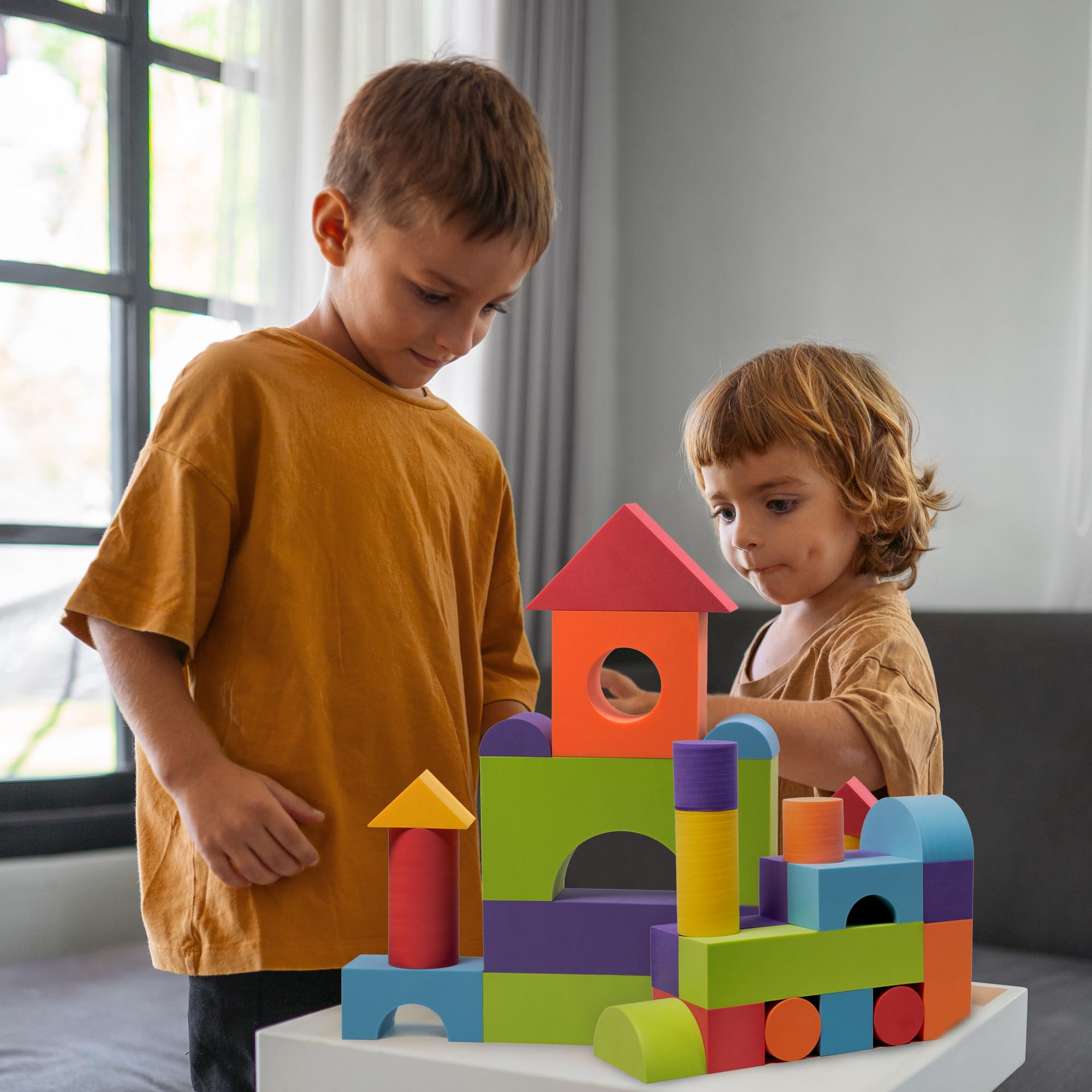Crafty Happitoys block set invites creative construction and early STEM exploration.