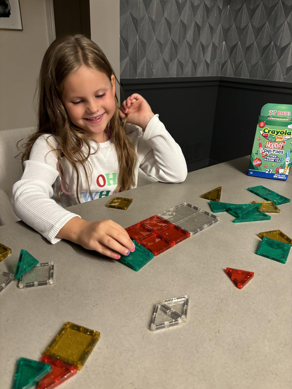 CreateOn Crayola travel-friendly tiles case supports on-the-go creativity