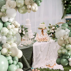 Crossfingers double stuffed balloons create a lush arch in 108pcs.