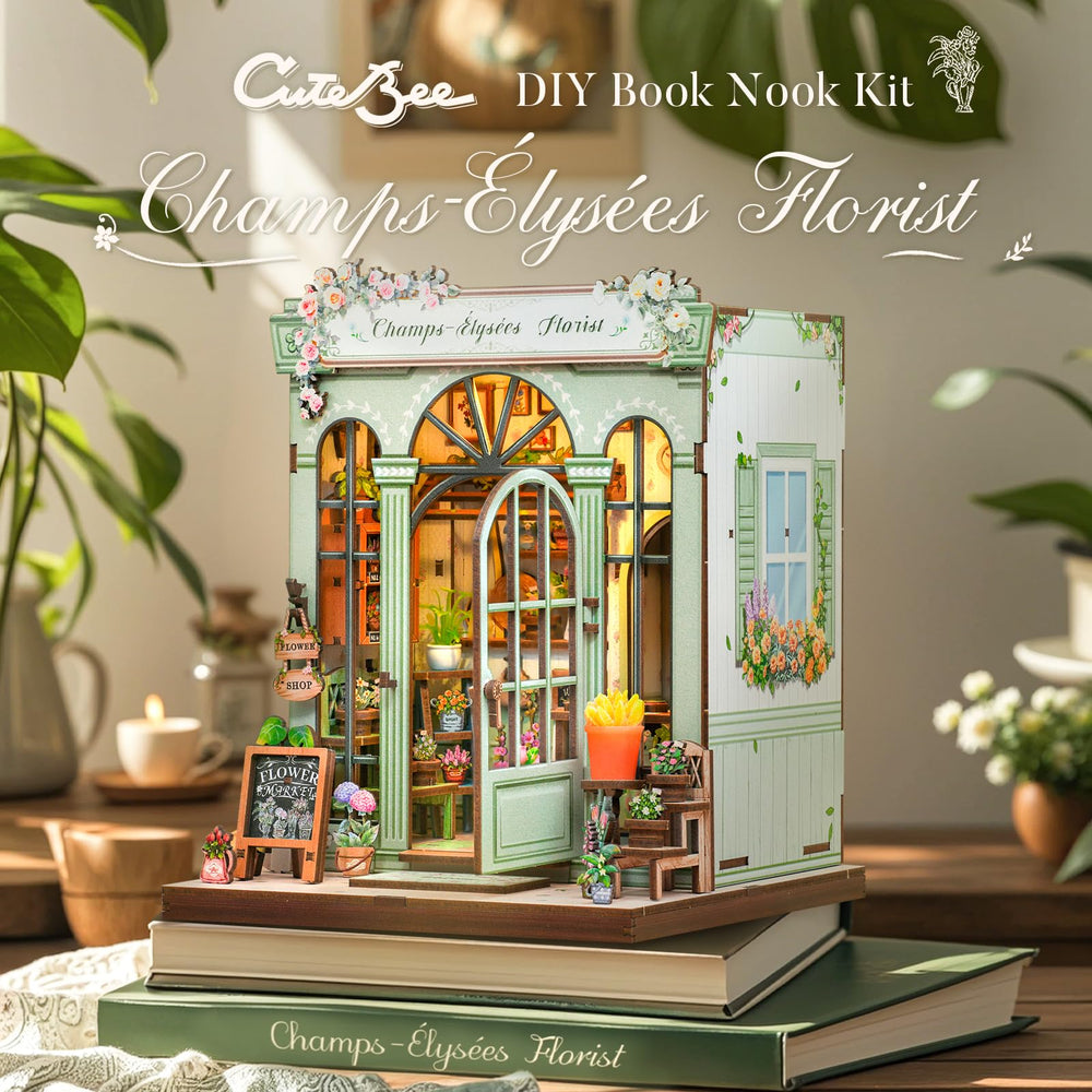 CUTEBEE Book Nook Kit lighting effect enhances ambience on your desk.